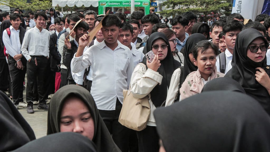 Penurunan tingkat pengangguran 2025