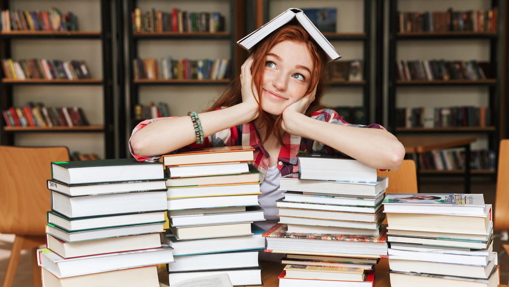 Ilustrasi Membaca Buku. foto/IStockphoto Ilustrasi Perpustakaan