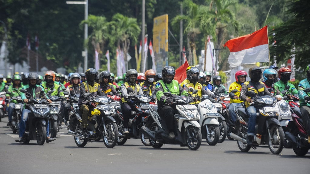 Pengemudi ojek online di Banten tuntut penyesuaian tarif 