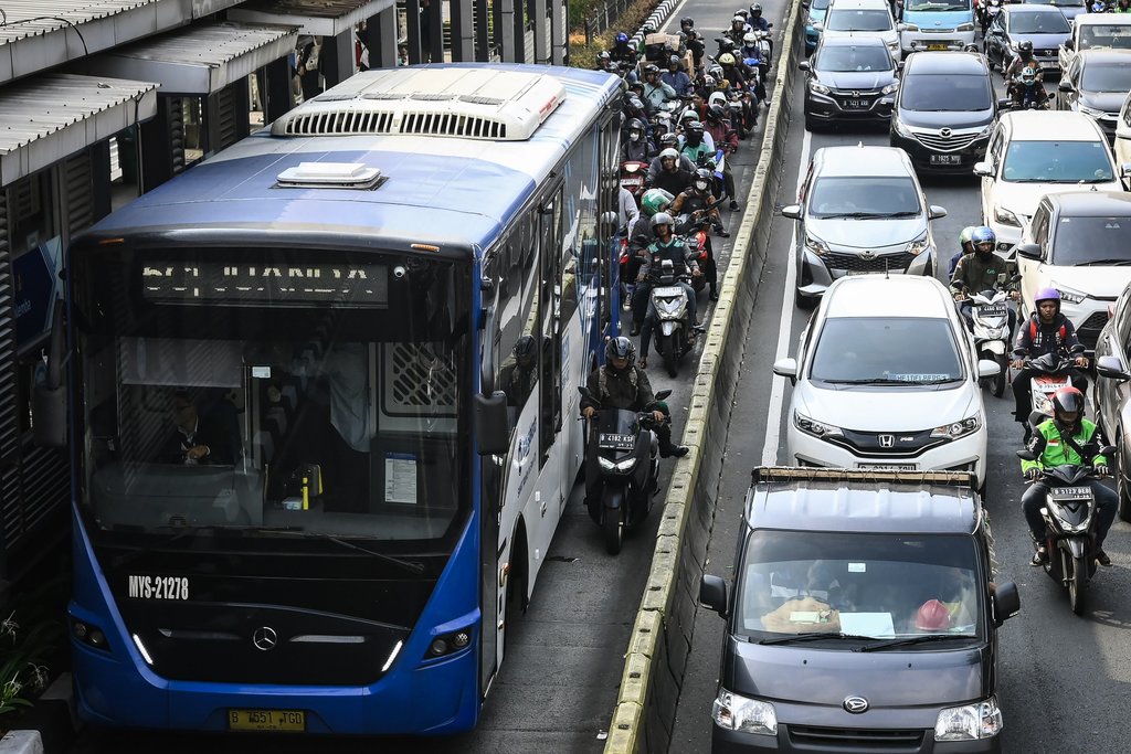 Pemprov DKI Jakarta minta Polda gencarkan ETLE di jalur busway