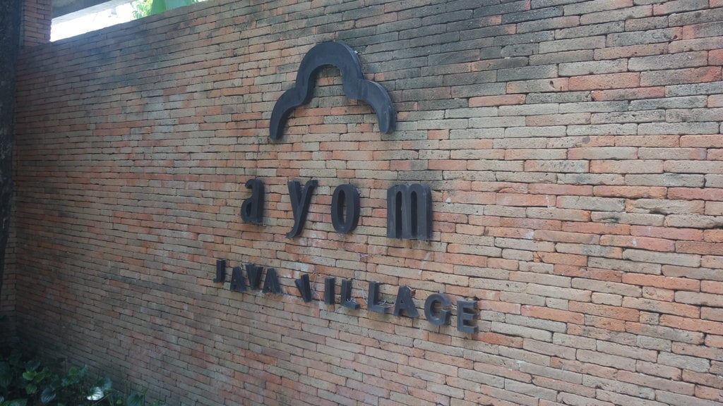 Ayom Java Village