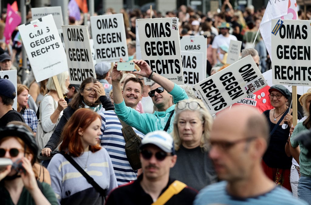 Omas Gegen Rechts