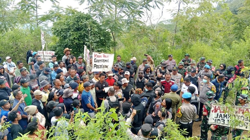 Unjuk rasa Warga Poco Leok