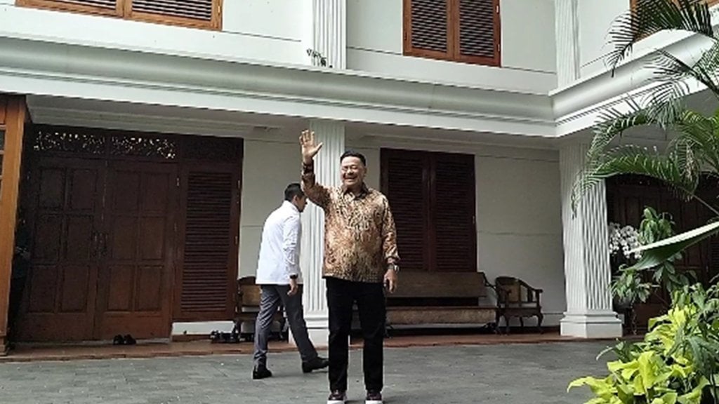 Otto Hasibuan tiba di kediaman Prabowo