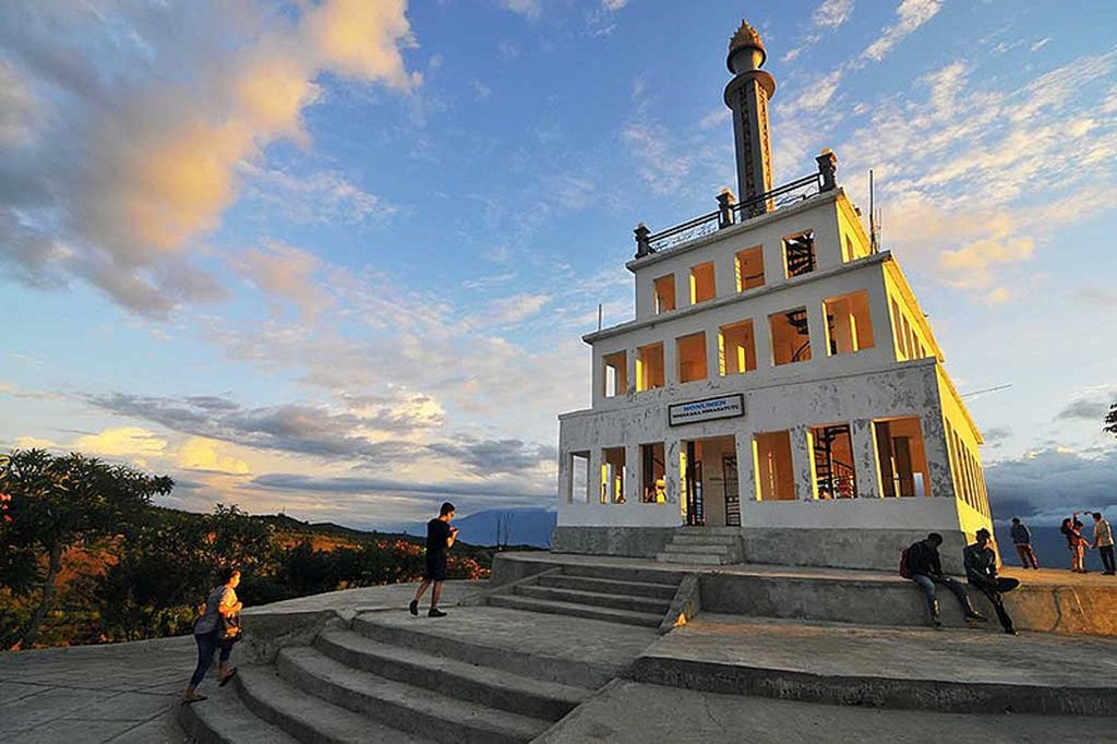 Monumen Perdamaian Nosarara Nosabatutu