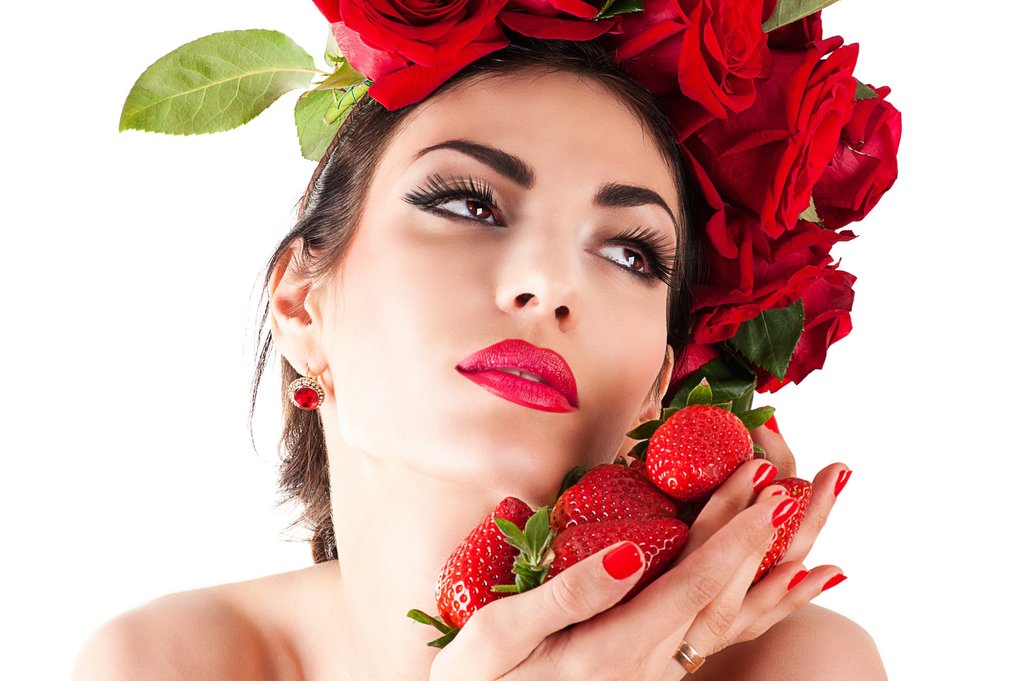 Ilustrasi strawberry makeup look 