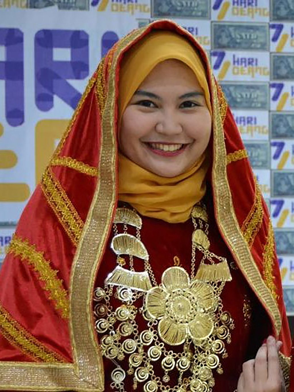 baju adat Koto Gadang