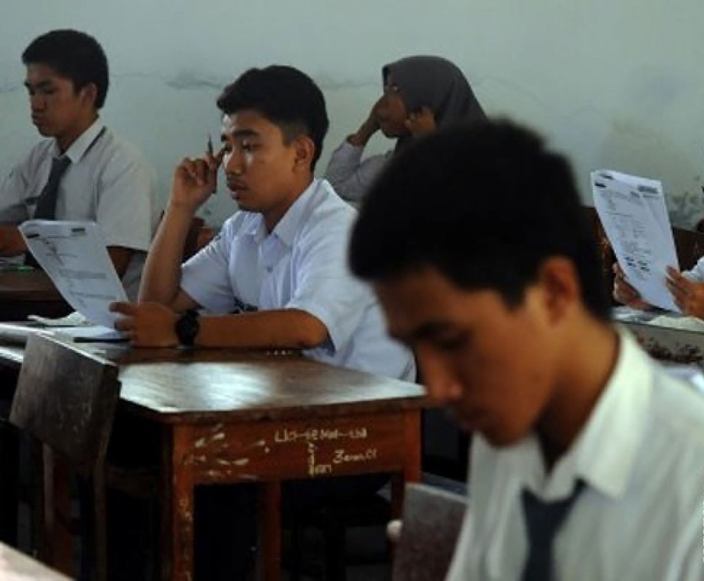 Ilustrasi ujian tulis SMA. (Foto Antara/dok) Ilustrasi ujian tulis SMA