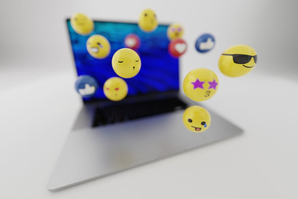 Kumpulan Emoji Laptop