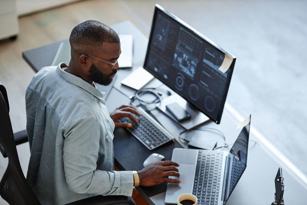 software engineer. foto/istockphoto software engineer