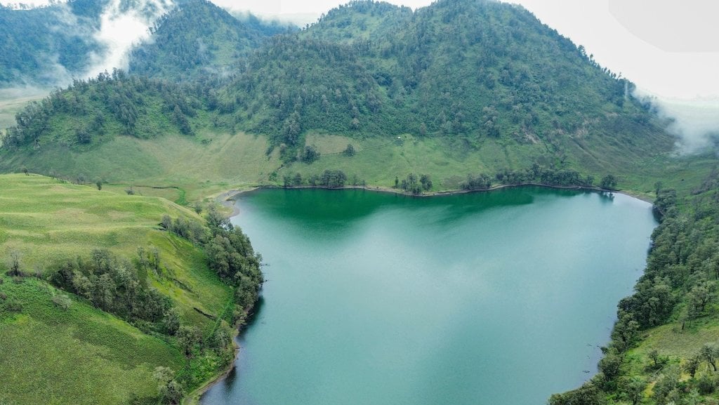 Pembukaan jalur pendakian Gunung Semeru