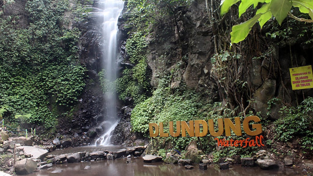 Air Terjun Dlundung Mojokerto