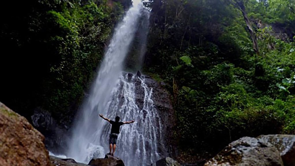 Air Terjun Watu Gedhek