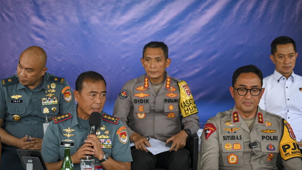 Konferensi Pers TNI AL terkait penembakan bos rental mobil