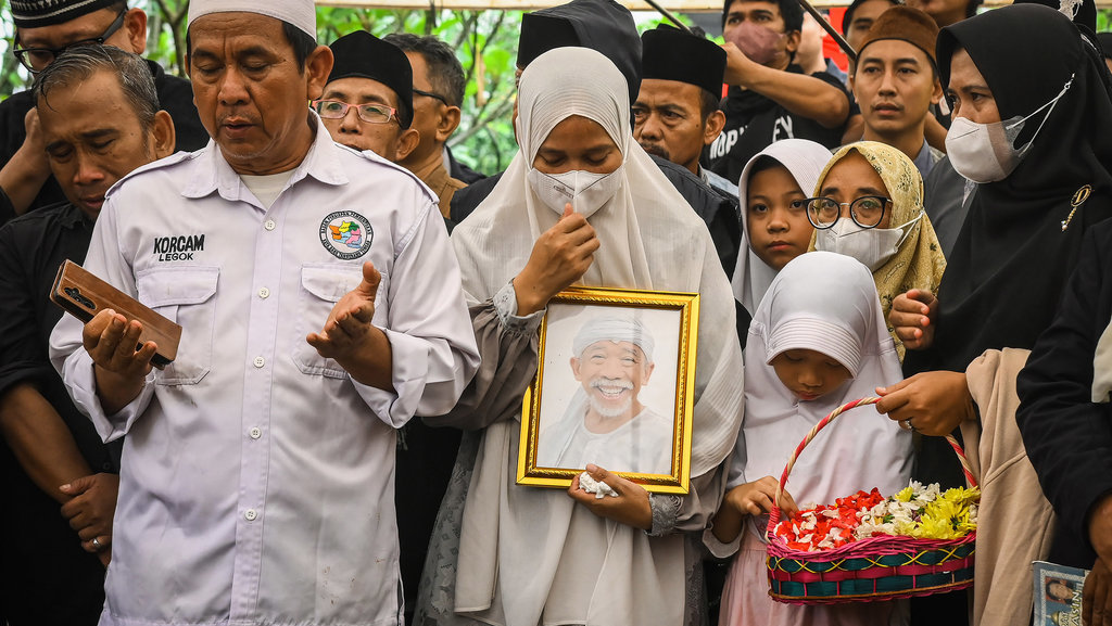 Pemakaman Nurul Qomar di Tangerang