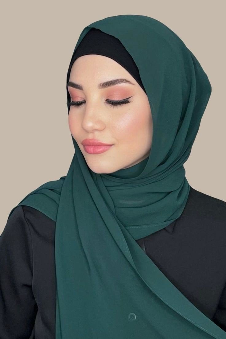 Hijab deep green