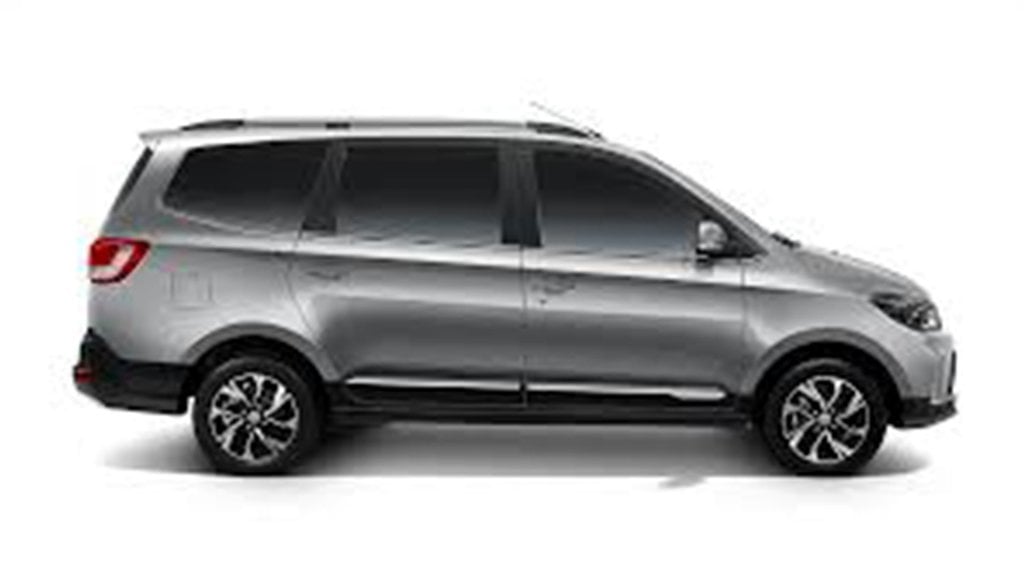 Wuling New Confero S