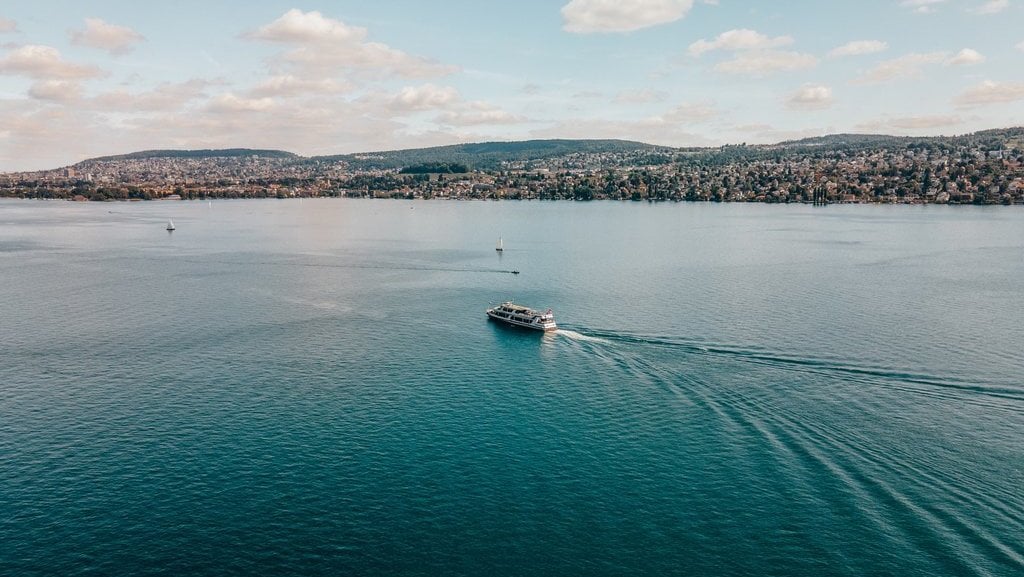 Danau Zurich