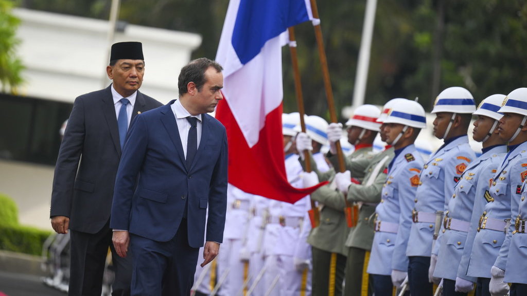 Menhan Sjafrie terima kunjungan Menhan Prancis