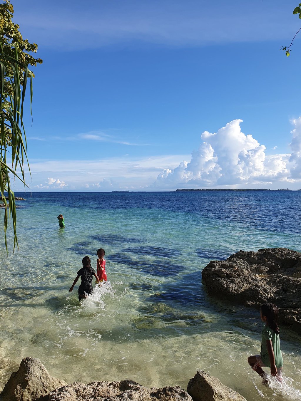 pantai Pulau Morotai