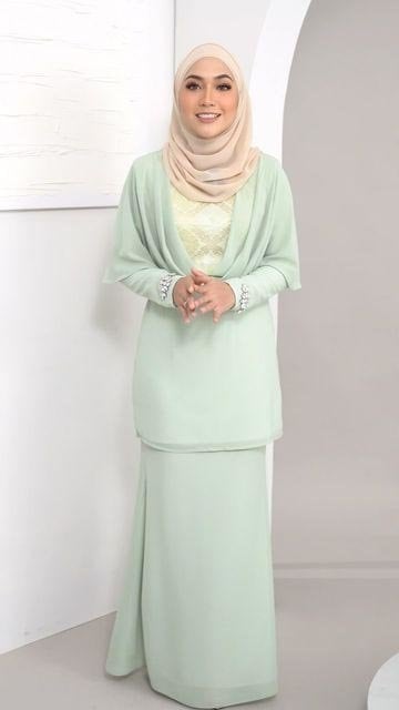 Warna khaki dan hijau tosca