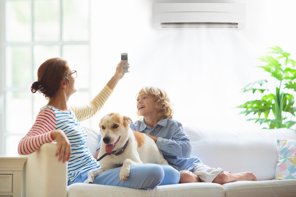 AC Inverter vs AC Biasa, Mana yang Lebih Boros Listrik?