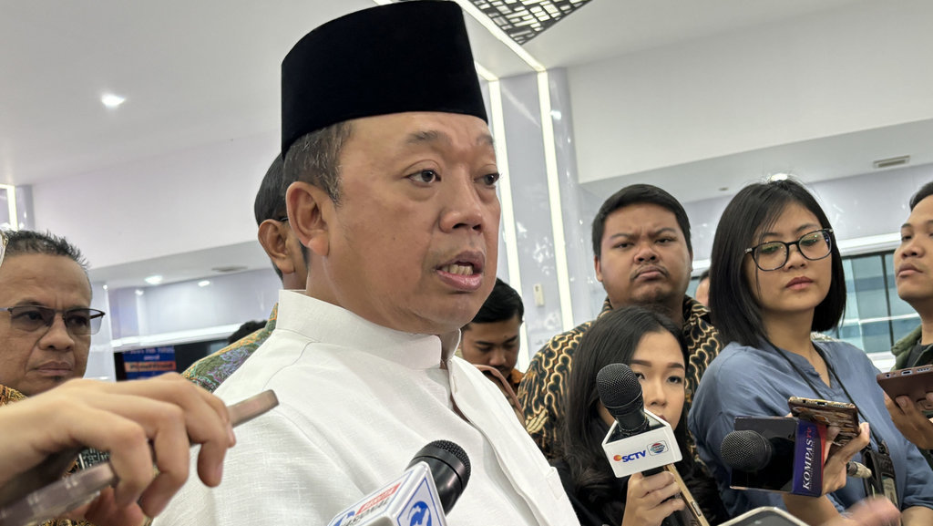 Menteri Agraria dan Tata Ruang/Kepala Badan Pertanahan Nasional (ATR/BPN) Nusron Wahid di Kantor Kementerian ATR/BPN, Jakarta, Jumat (21/2/2025). tirto.id/Nabila Ramadhanty Putri Darmadi. Nusron Wahid
