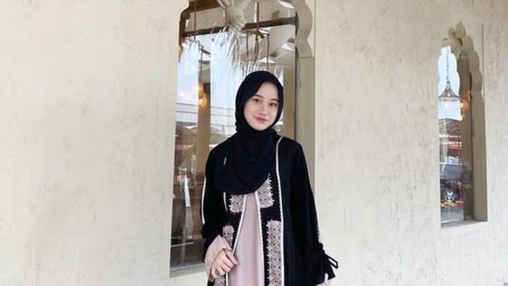 Dress Hitam ala Arab