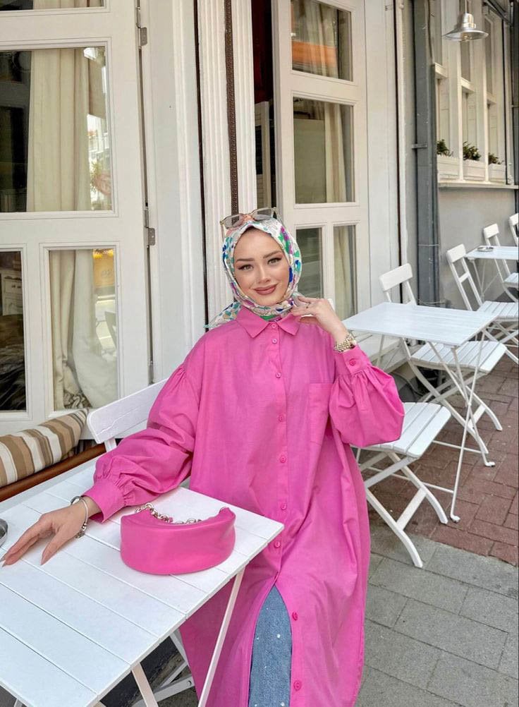 Baju magenta jilbab bunga