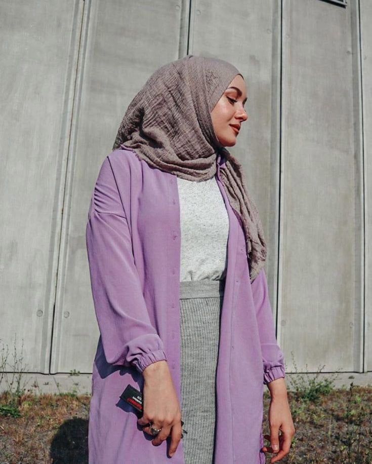 Baju lilac-jilbab abu abu tua