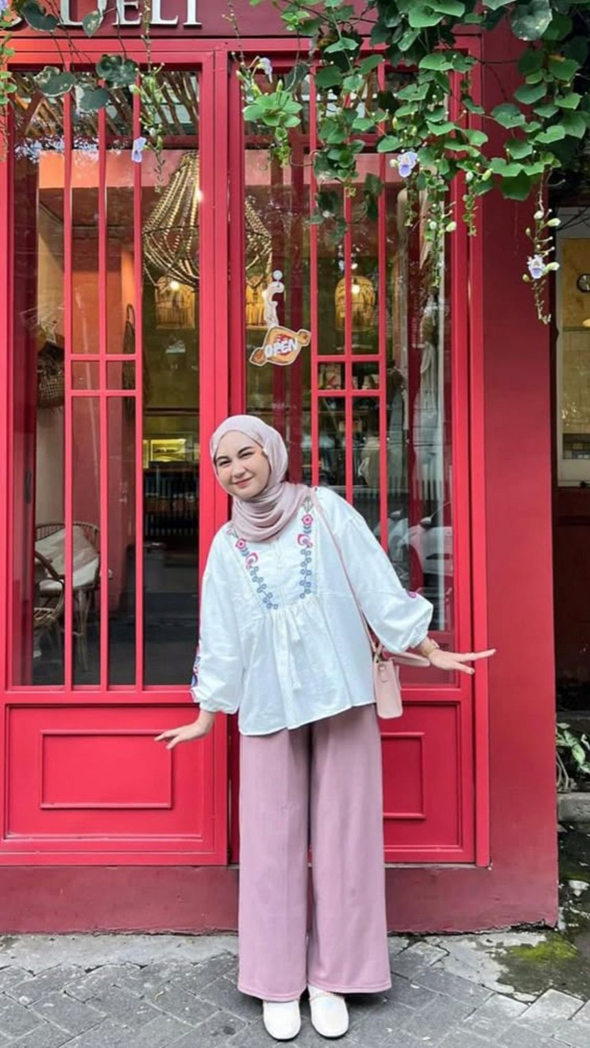 Blouse dan Loose Pants