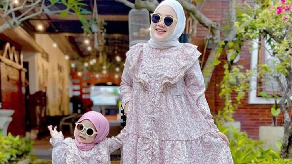 Tunik Couple Ibu dan Anak. FOTO/pinterst Tunik Couple Ibu dan Anak