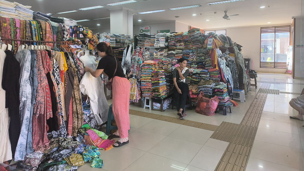  Pasar Seni Sukawati 