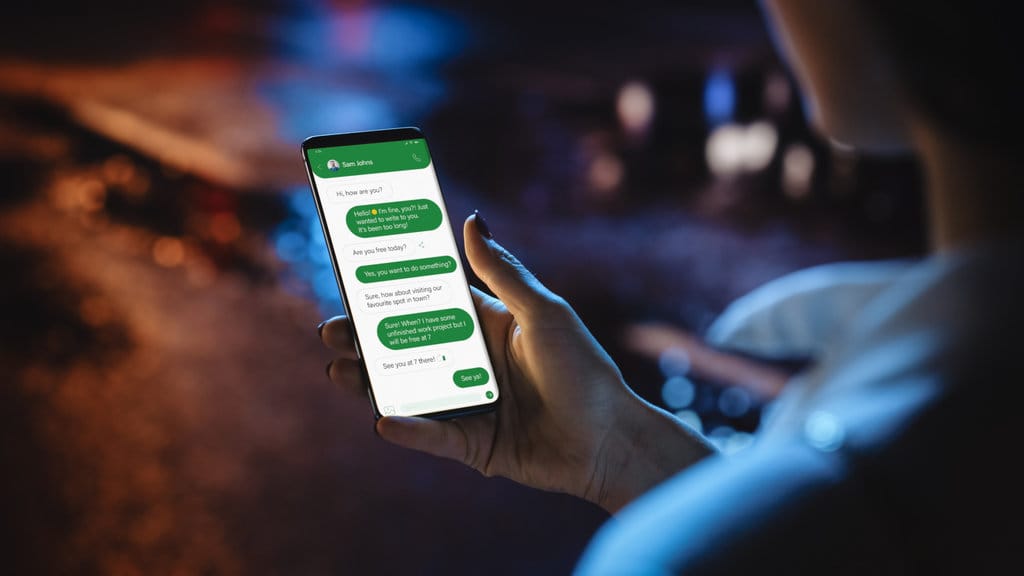 Ilustrasi penipuan daring melalui WhatsApp