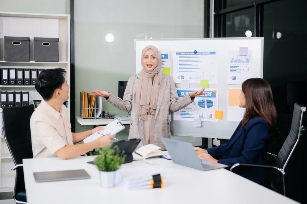 Ilustrasi Pidato Bahasa Inggris