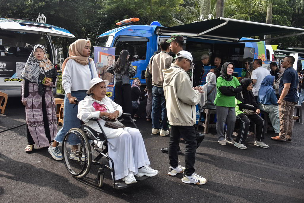Mimpi Negara Maju yang Layu di Tangan Penduduk Tua