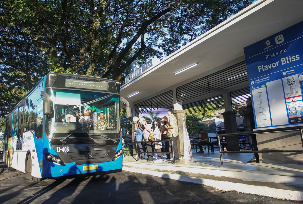 Peluncuran rute baru TransJakarta