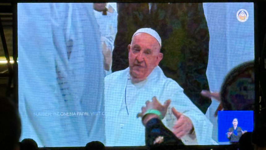 Misa dengan Paus di Katedral.Foto/dok. pribadi Dian Pramana Newsplus Paus