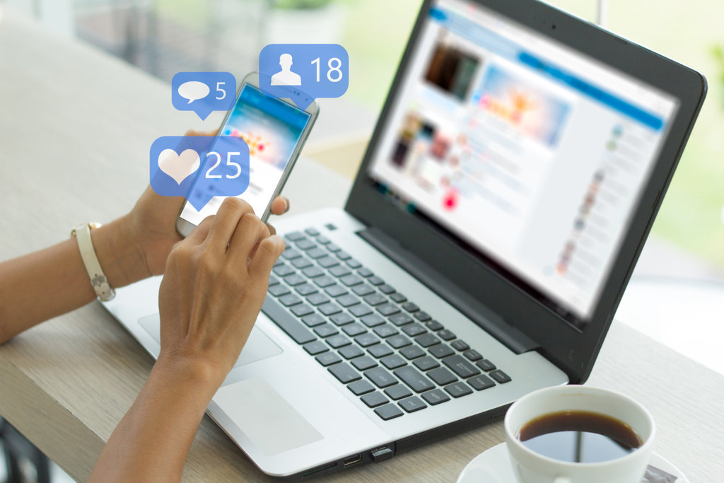 Ilustrasi Facebook