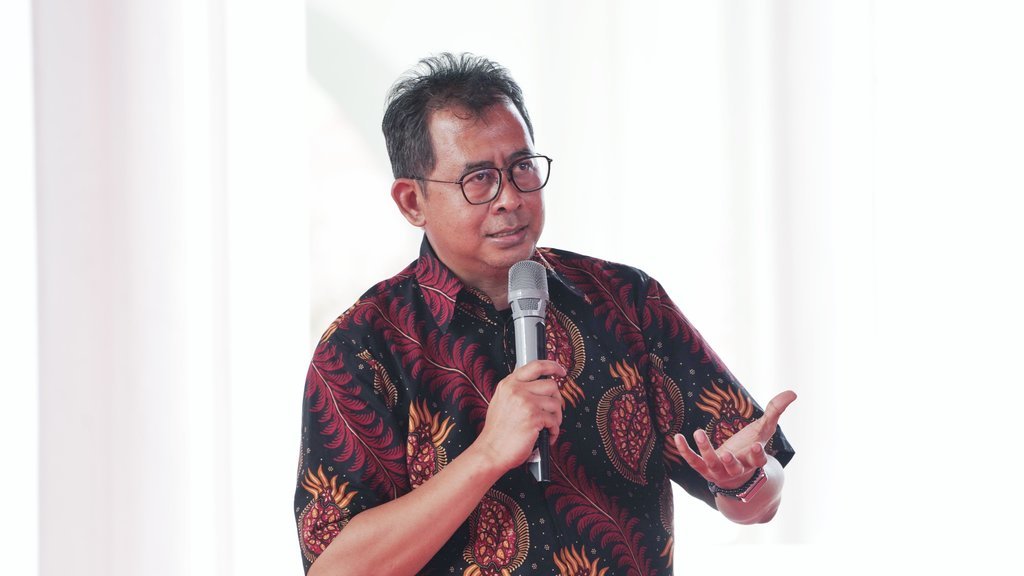 Agung Damarsasongko