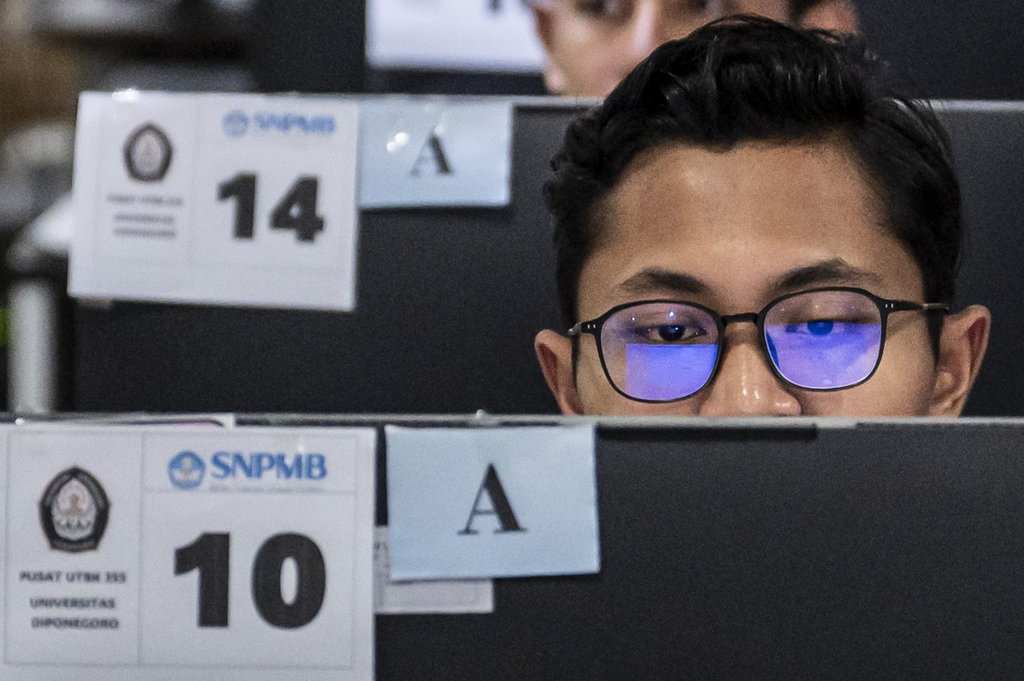 Pelaksanaan UTBK SNBT 2025 di UNDIP Semarang