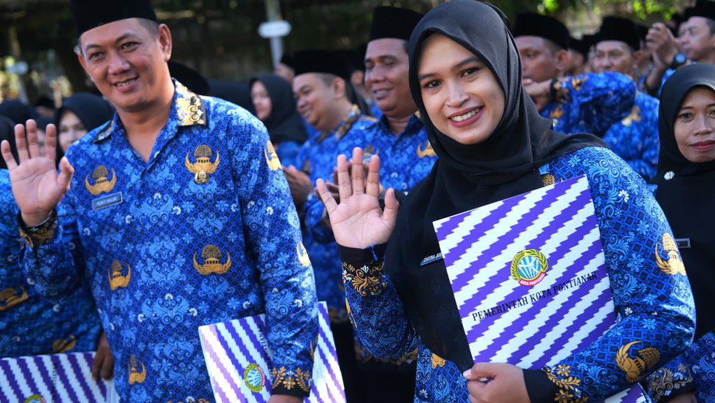 Pemkot Pontianak Serahkan SK CPNS PPPK