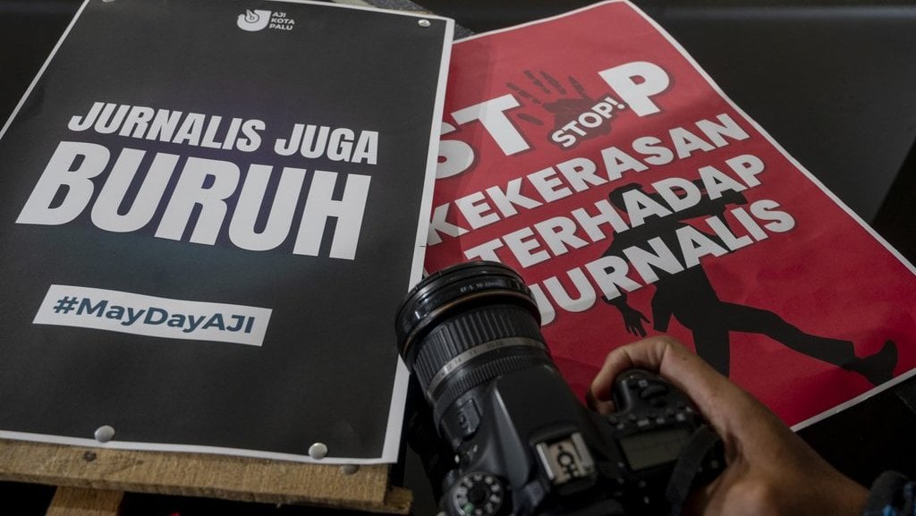 Aksi jurnalis memperingati Hari Buruh di Palu 