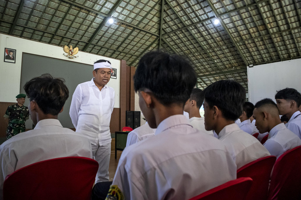 Program pendidikan karakter dan kedisiplinan bagi siswa