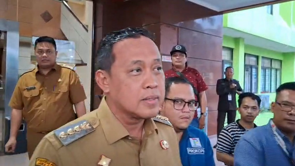 3 Jenazah Korban Kecelakaan KRL Bekasi Dibawa Pulang dari RSUD
