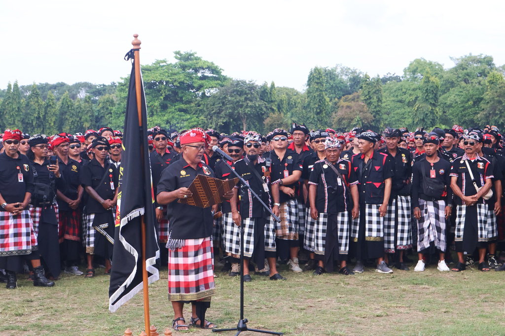 Gelar Agung Pecalang