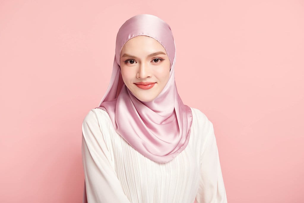 Fresh Makeup look Hijab