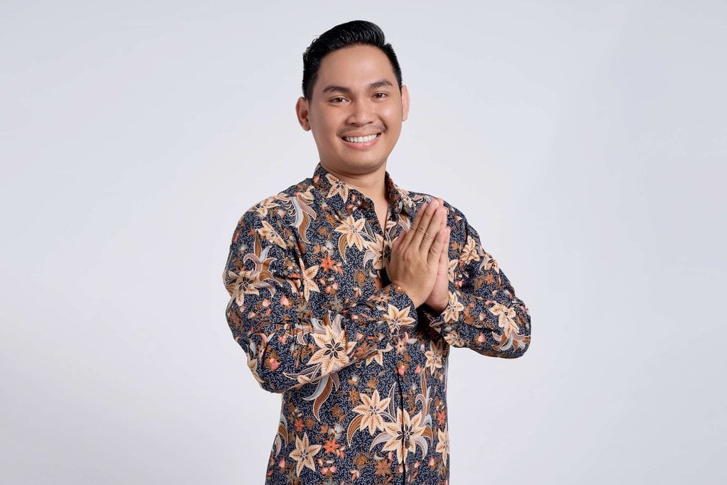 Outfit kondangan pria