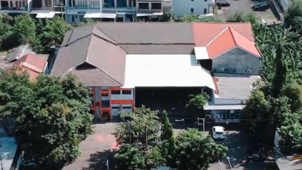 SMA Al Hikmah Surabaya. FOTO/smait.aluswahsby.sch.id SMA Islam Terpadu Al Uswah Surabaya