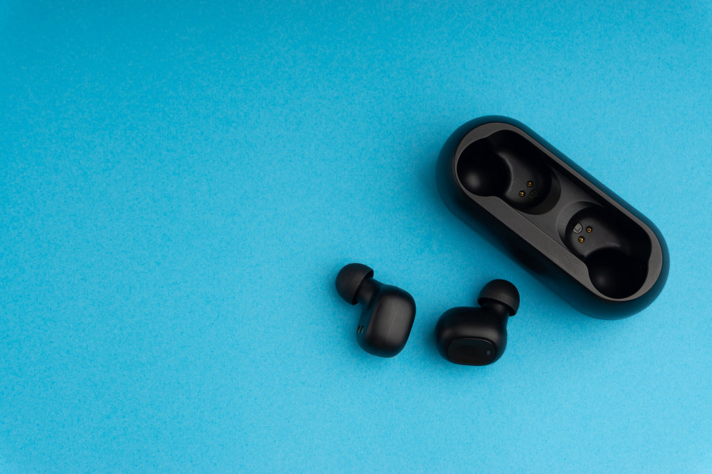 Earbud nirkabel
